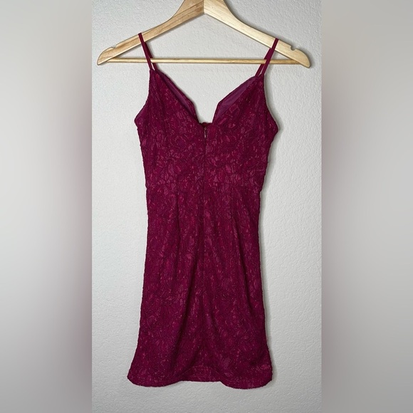 Line & Dot Urban Outfitters Lace Bodycon Mini Dress Size XS - Picture 5 of 9